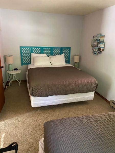 IMG_2460 Julie's Motel 1 King Room Living Area